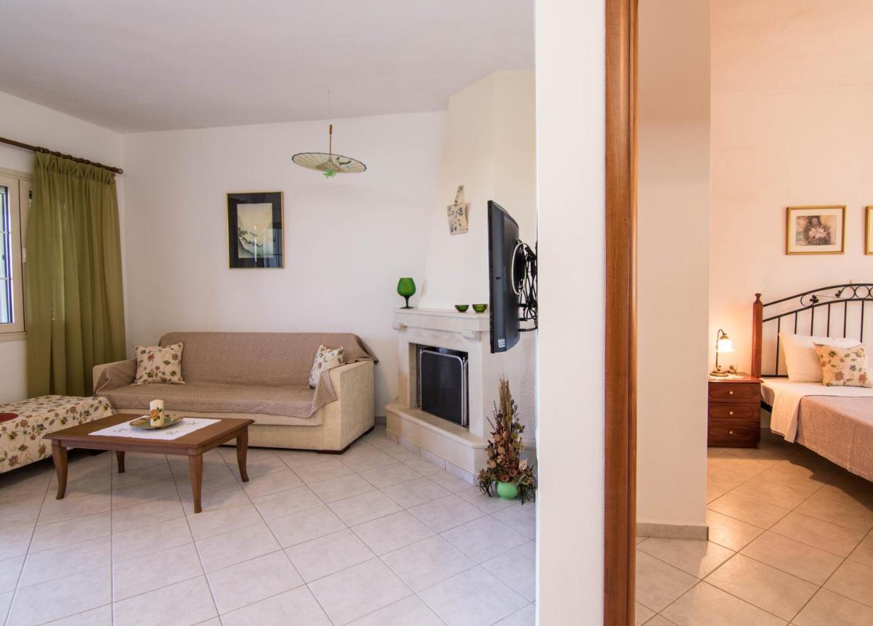 Fedra Apartments, View, Free Parking, 2Mins To Beach Palekastro Exterior foto